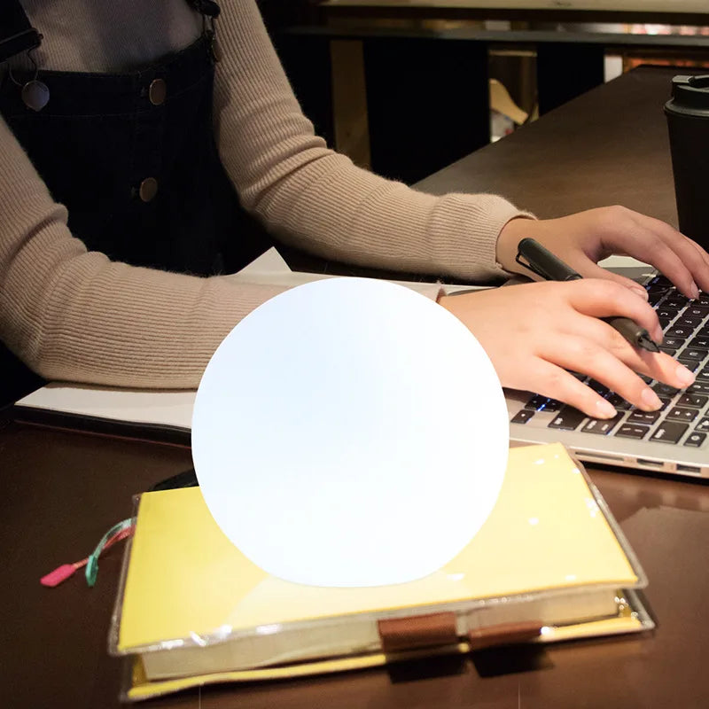 Lampe décorative globe de table design