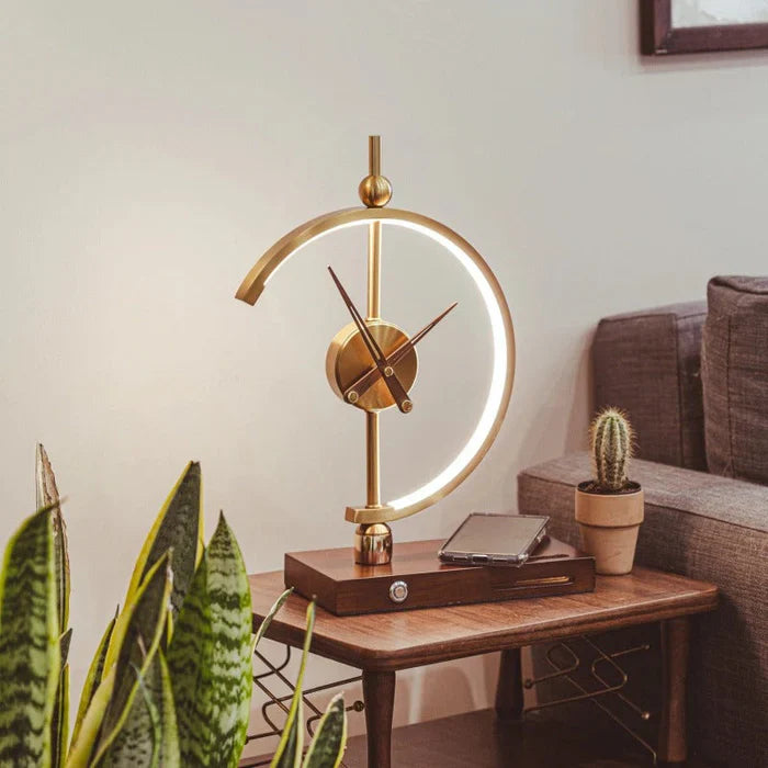 goyaLight™ – Éclairage, horloge et recharge sans fil en un seul objet