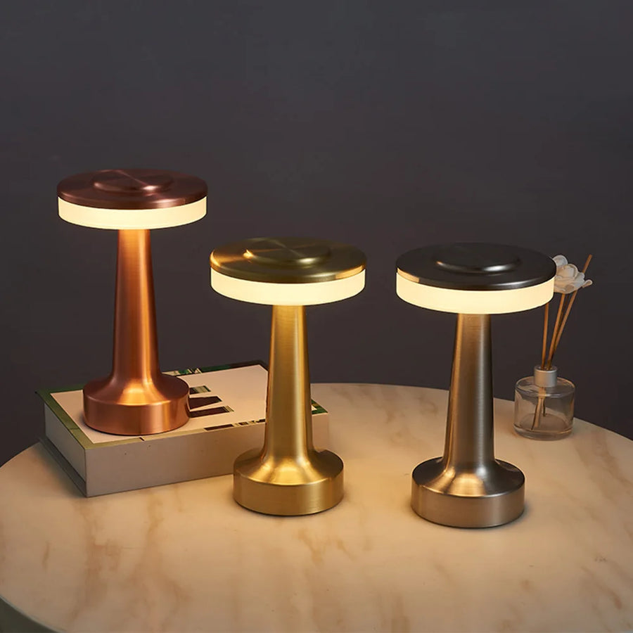 Lampe décorative à poser chromée