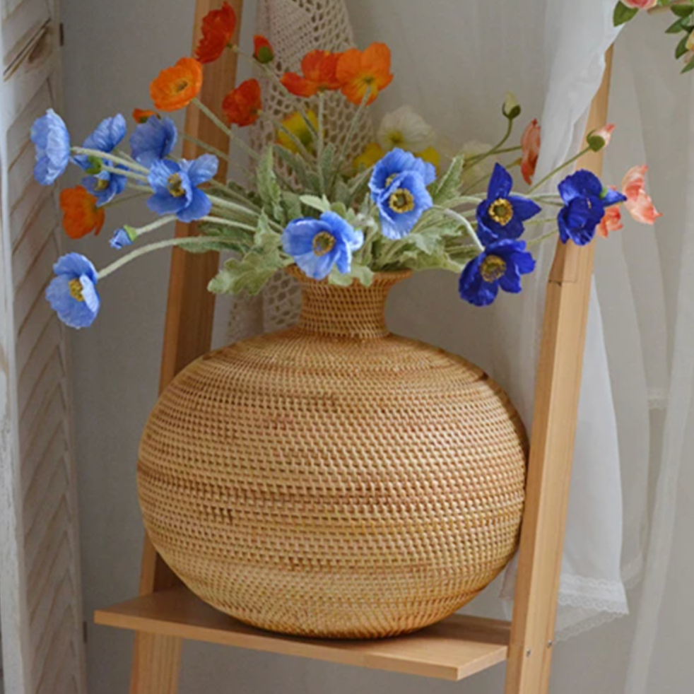 Vase en rotin