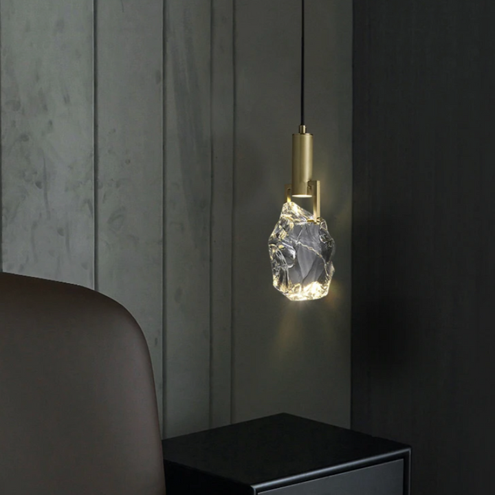 Suspension Crystal – Éclat Raffiné et Intemporel