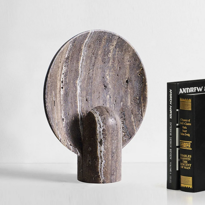 Lampe en pierre effet travertin – Élégance minérale pour votre intérieur