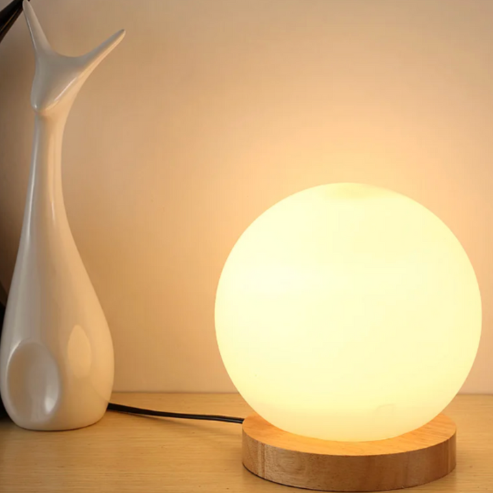 Lampe de Table Globe – Éclairage Élégant et Apaisant