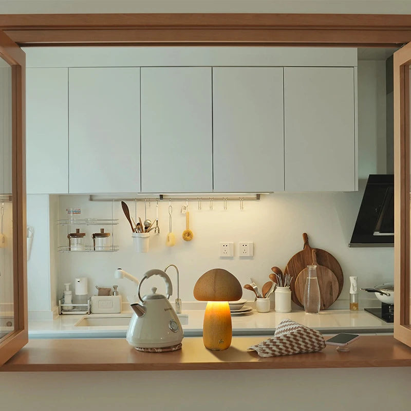 Lampe décorative champignon en bois