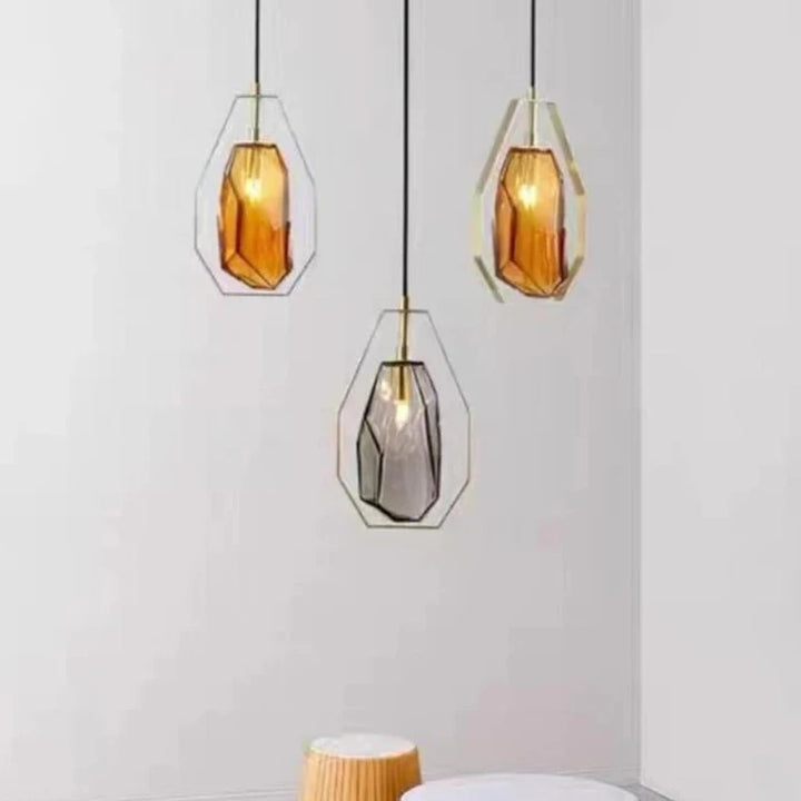 Suspension design en pierre