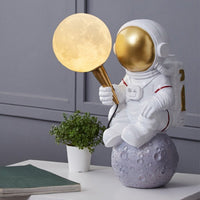 Astronaute assis