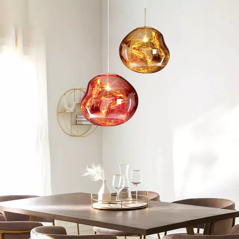 Suspension Métallique Sculpturale – Design Moderne à l’Effet Fondu