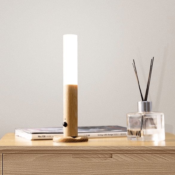 Lampe à Détecteur de Mouvement – Design Minimaliste