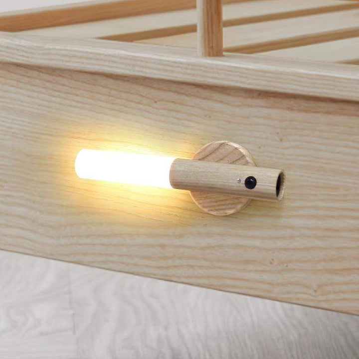 Lampe à Détecteur de Mouvement – Design Minimaliste