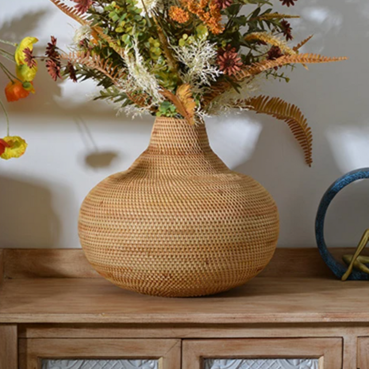 Vase en rotin