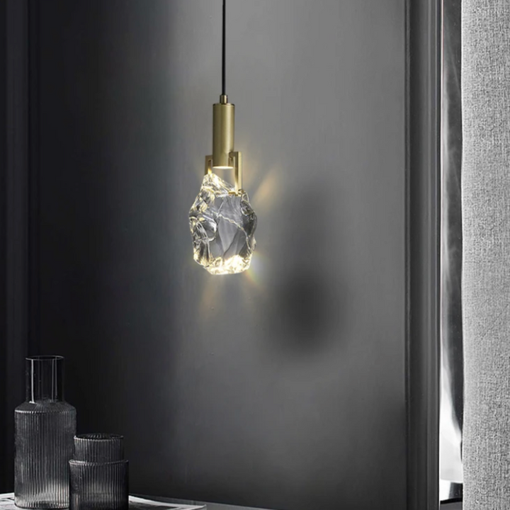 Suspension Crystal – Éclat Raffiné et Intemporel