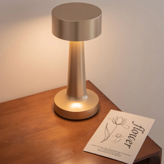 Lampe décorative de table design métallique