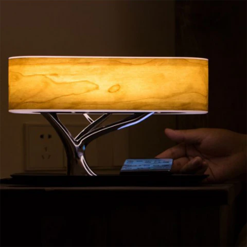 Lampe Arbre de Vie – Luminaire Design avec Chargeur Sans Fil et Enceinte Bluetooth