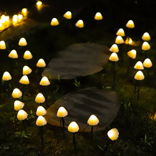 Luminaires solaires pour jardin en forme de champignon